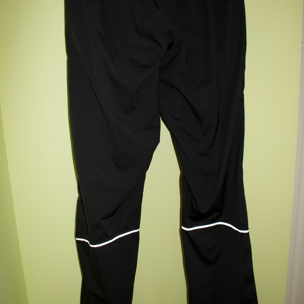 New Balance Workout Pants- waterproof - Picture 8 of 8